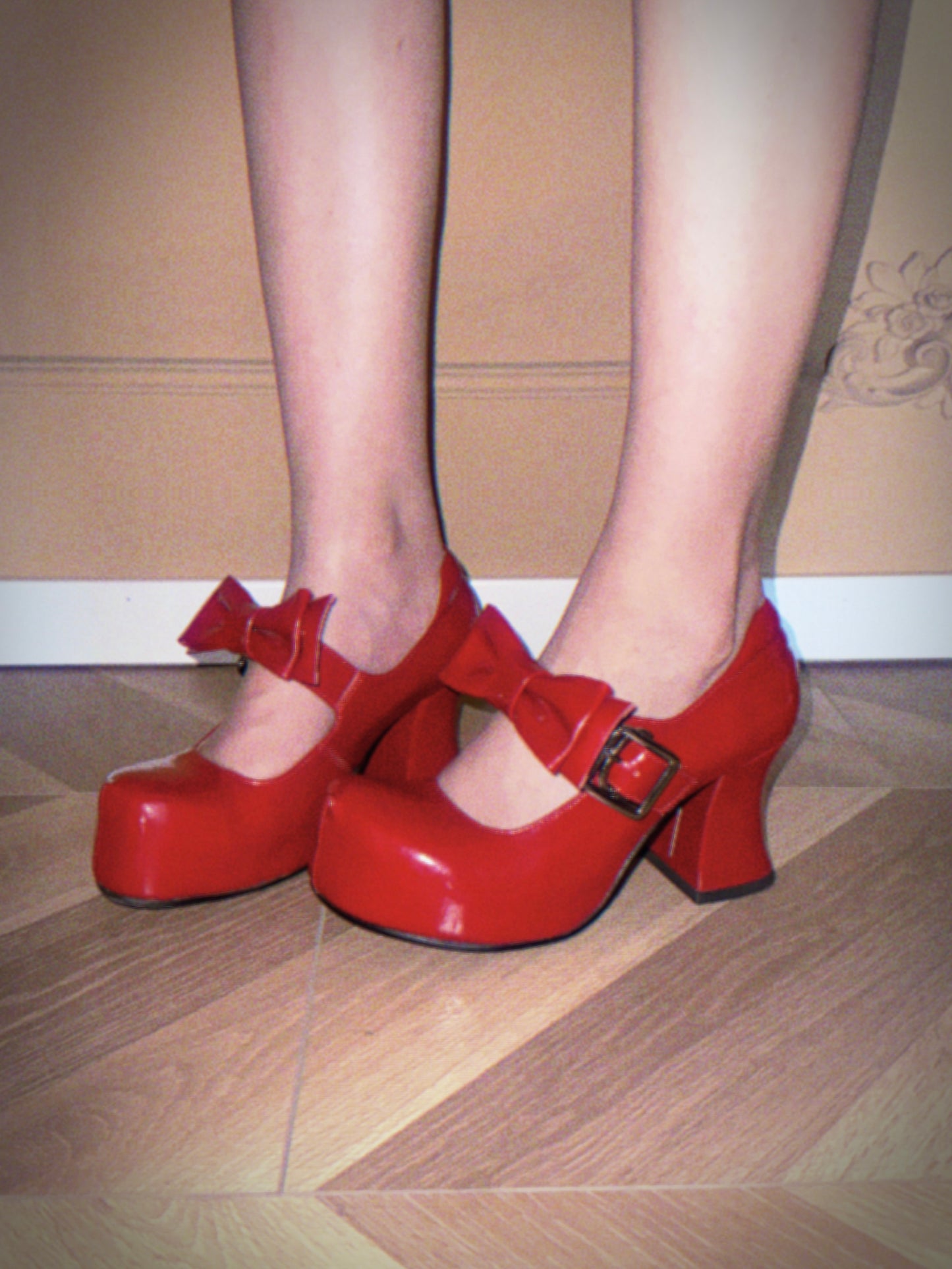 UBORYA Red Patent Leather Mary Jane Platform Heels – Sweet & Bold Chunky Heel Shoes for Women | 8cm / 3.15in Block Heel | Oversized Bow & Buckle Detail | Round Toe Pumps