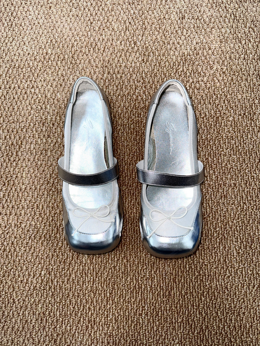 UBORYA Silver Metallic Balletcore Mary Jane Flats 0.5cm Low Heel