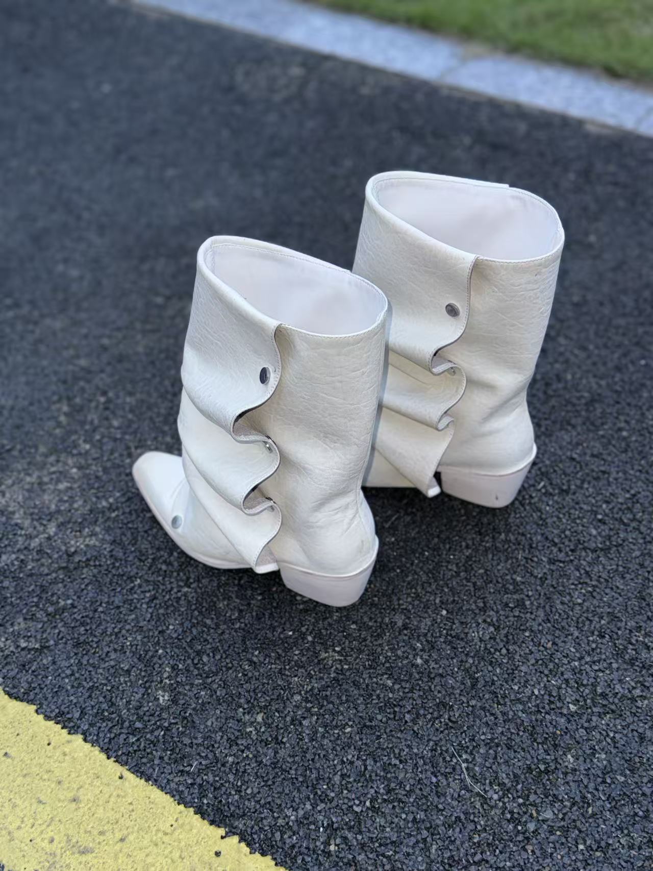 UBORYA Off White Sculptural Slouch Boots 6cm Block Heel Metal Eyelets Faux Leather
