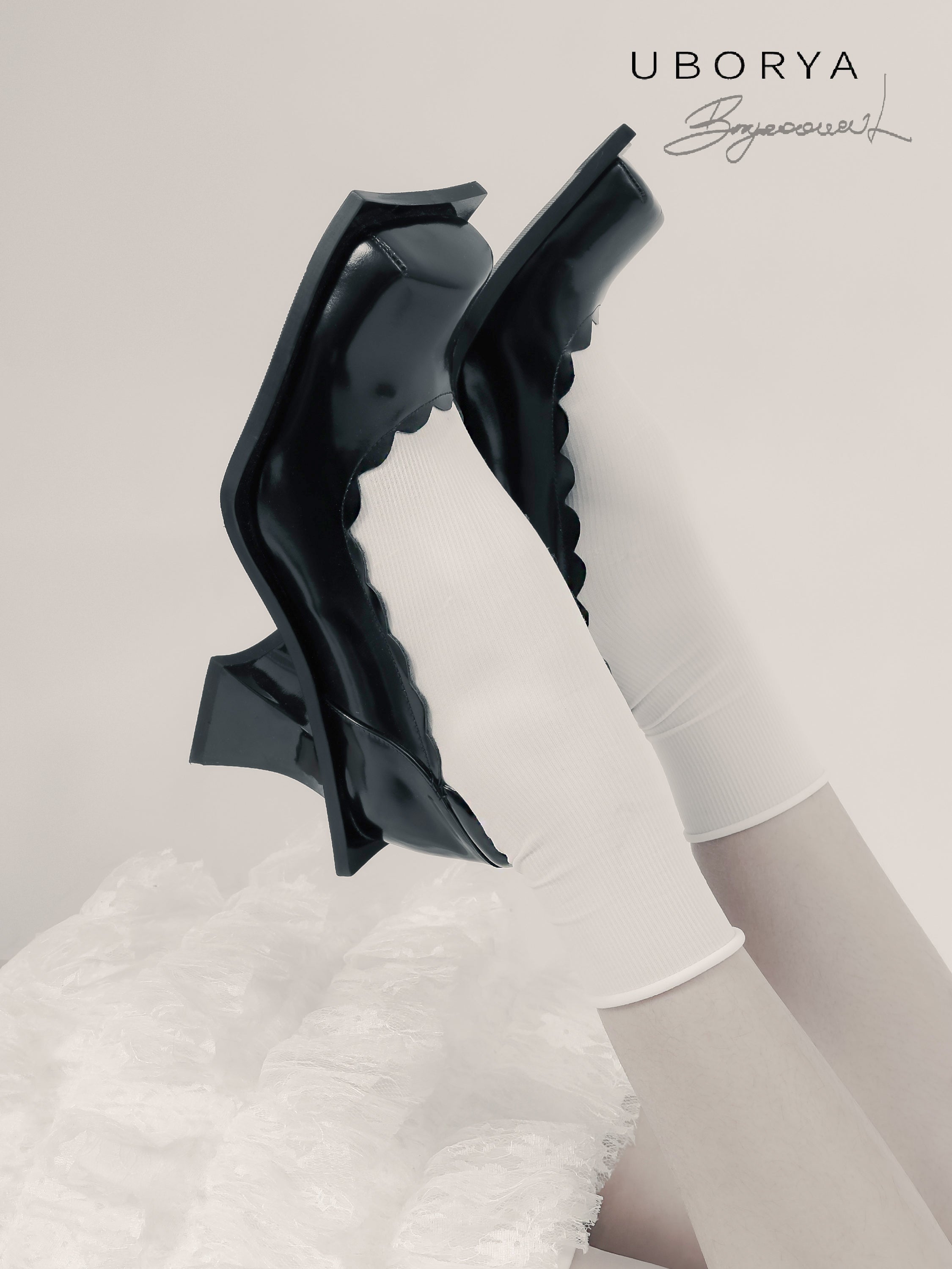 UBORYA Black Patent Leather Scallop Edge Architectural Heel Pumps