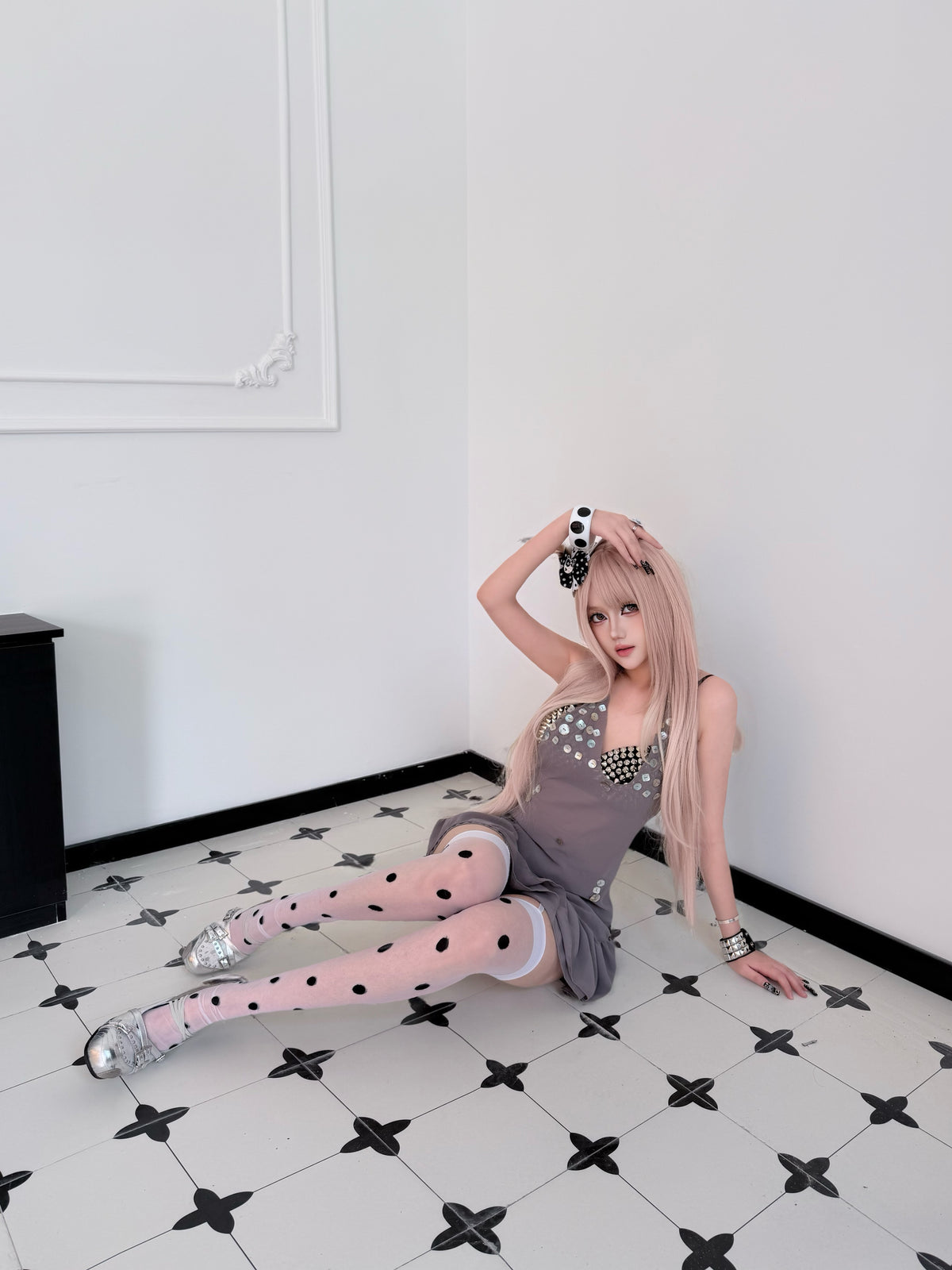 UBORYA Silver Mixed‑Media Futuristic Strappy Heels 8cm Stiletto