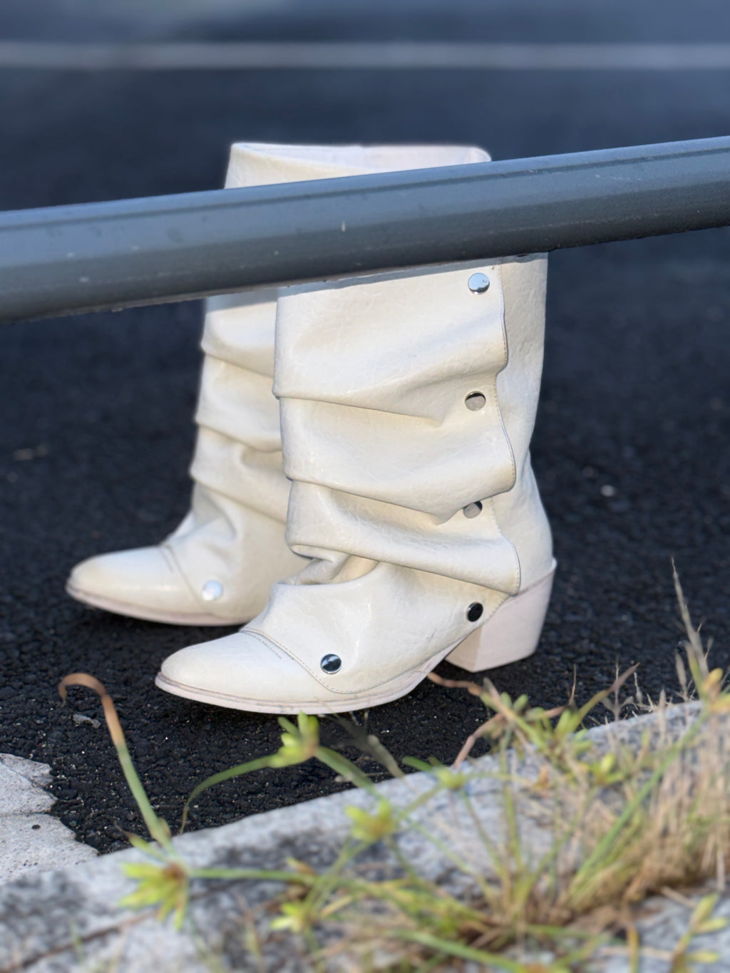 UBORYA Off White Sculptural Slouch Boots 6cm Block Heel Metal Eyelets Faux Leather