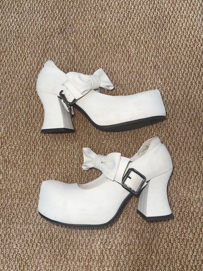 UBORYA White Bow Mary Jane Platform Heels – Sweet Kawaii Block Heel Shoes for Women | 8cm / 3.15in Chunky Heel | Oversized Bow & Buckle Detail | Round Toe Pumps