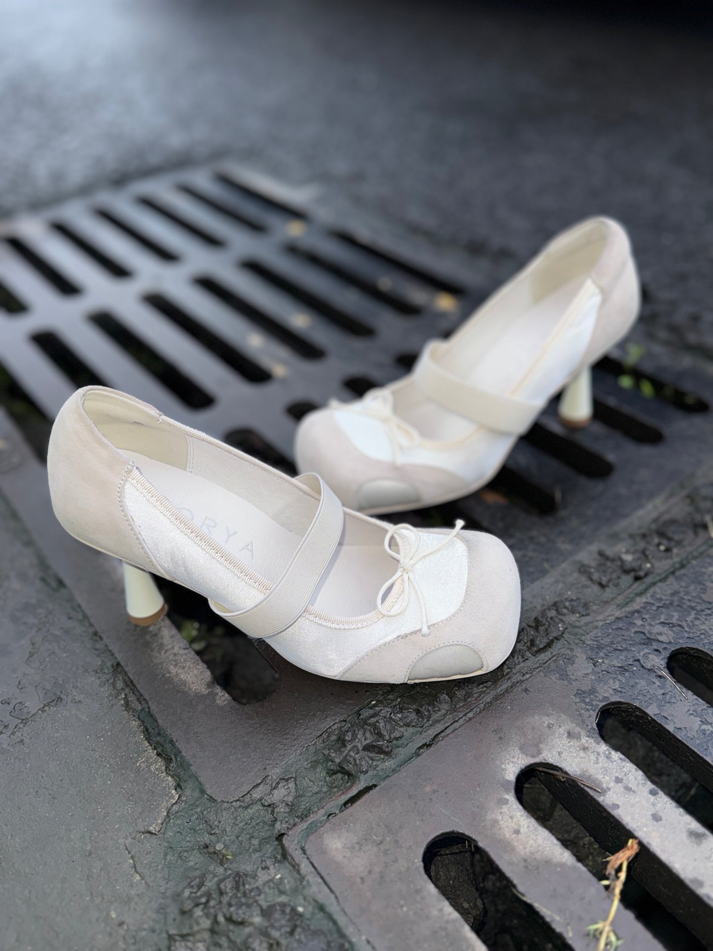 UBORYA Off-White Mary Jane Stiletto Heels - Suede Mesh Panel Round Toe Bow Detail Pumps