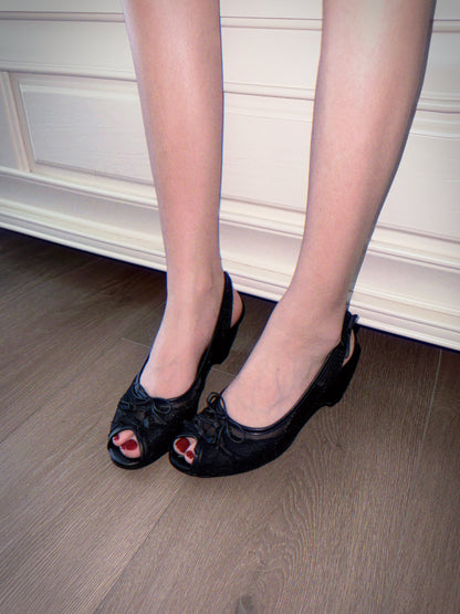 UBORYA Black Lace Slingback Peep-Toe Shoes with Bow Details – Low Wedge Heel Pumps for Women | Gothic Coquette Heels | Elegant Mesh Open-Toe Sandals