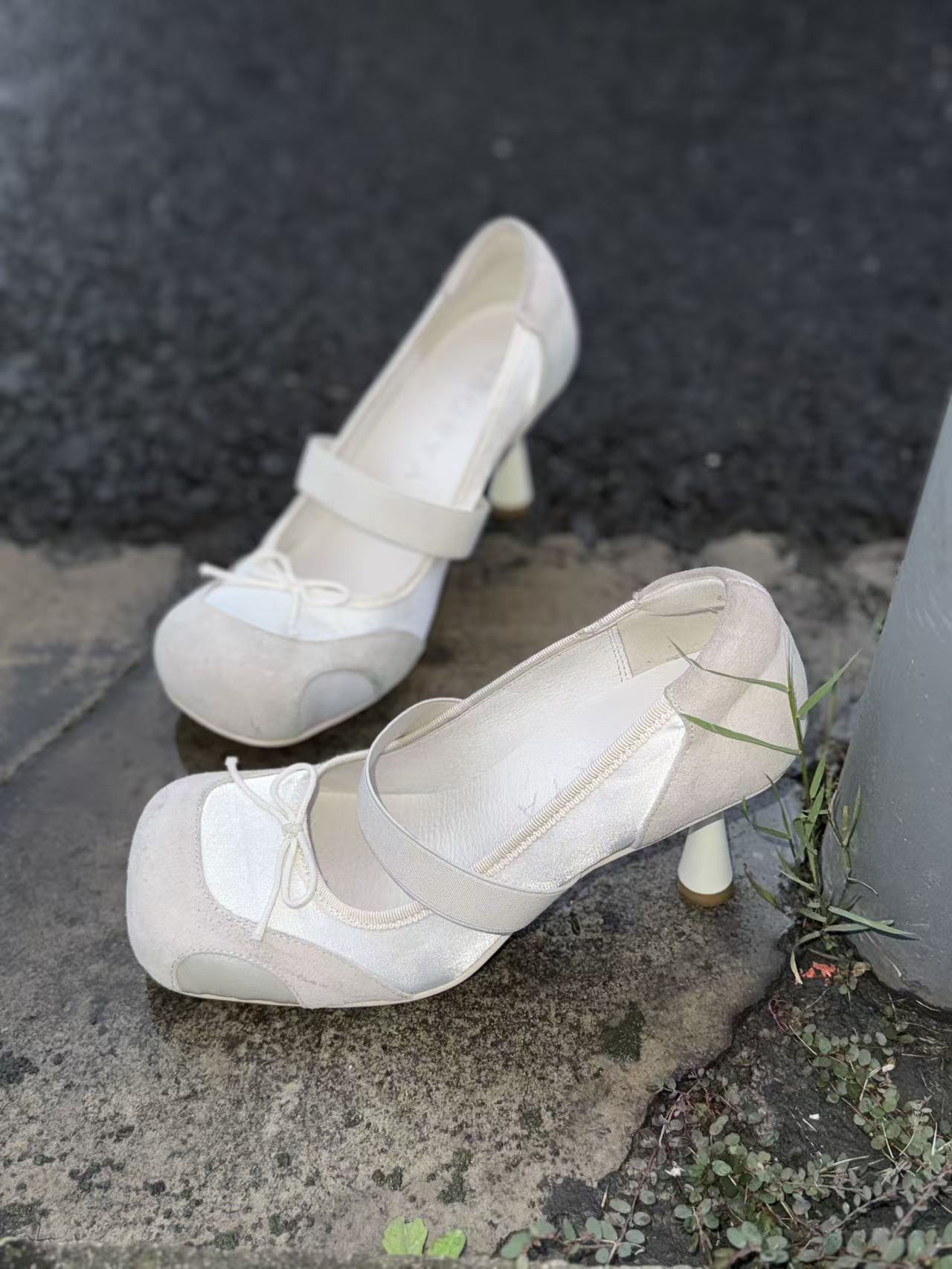 UBORYA Off-White Mary Jane Stiletto Heels - Suede Mesh Panel Round Toe Bow Detail Pumps