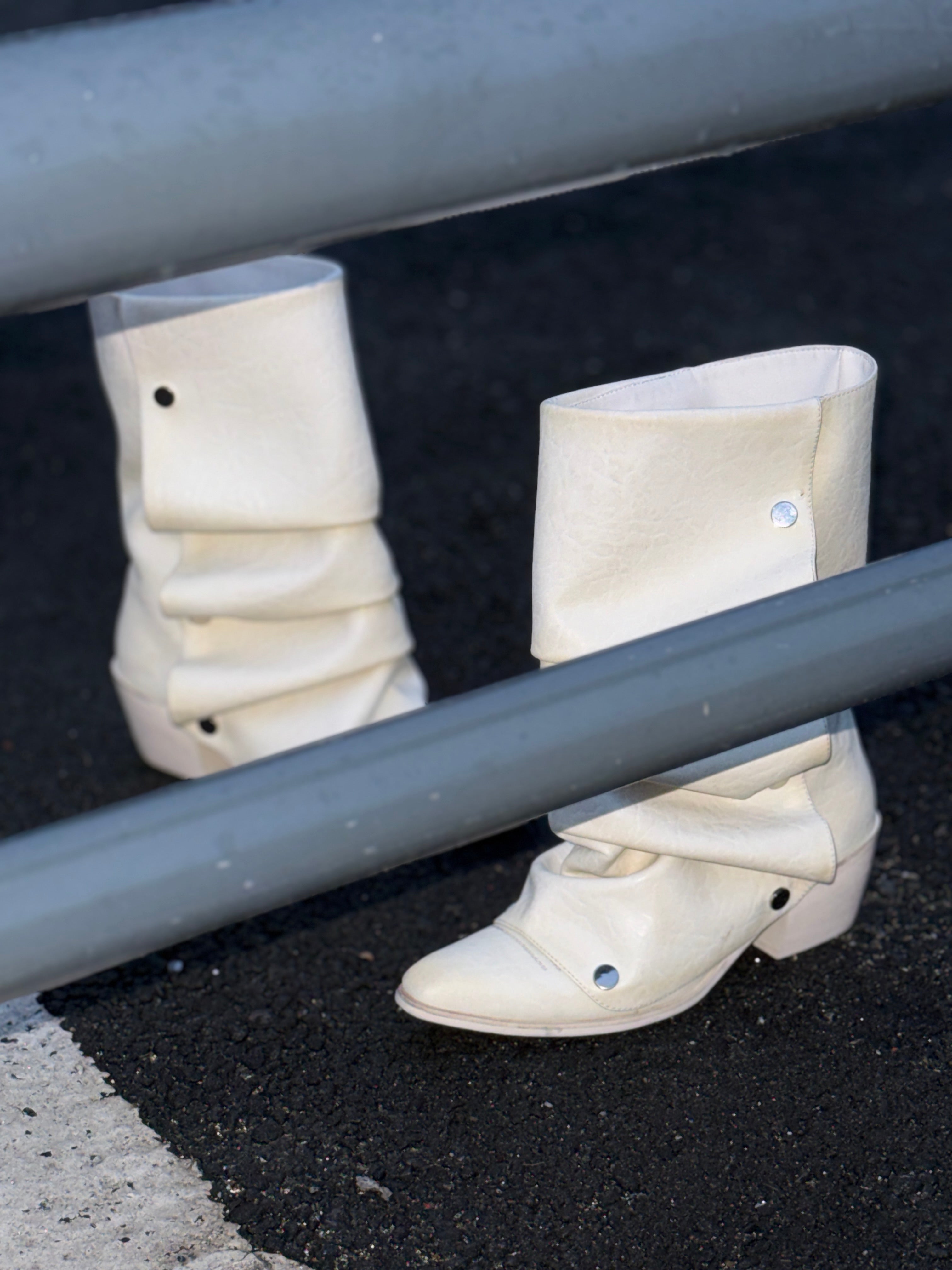 UBORYA Off White Sculptural Slouch Boots 6cm Block Heel Metal Eyelets Faux Leather