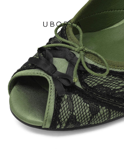 UBORYA Olive Green Slingback Peep-Toe Shoes with Black Lace Overlay – Low Wedge Heel Pumps for Women | Dark Academia Bows | Vintage Garden Heels