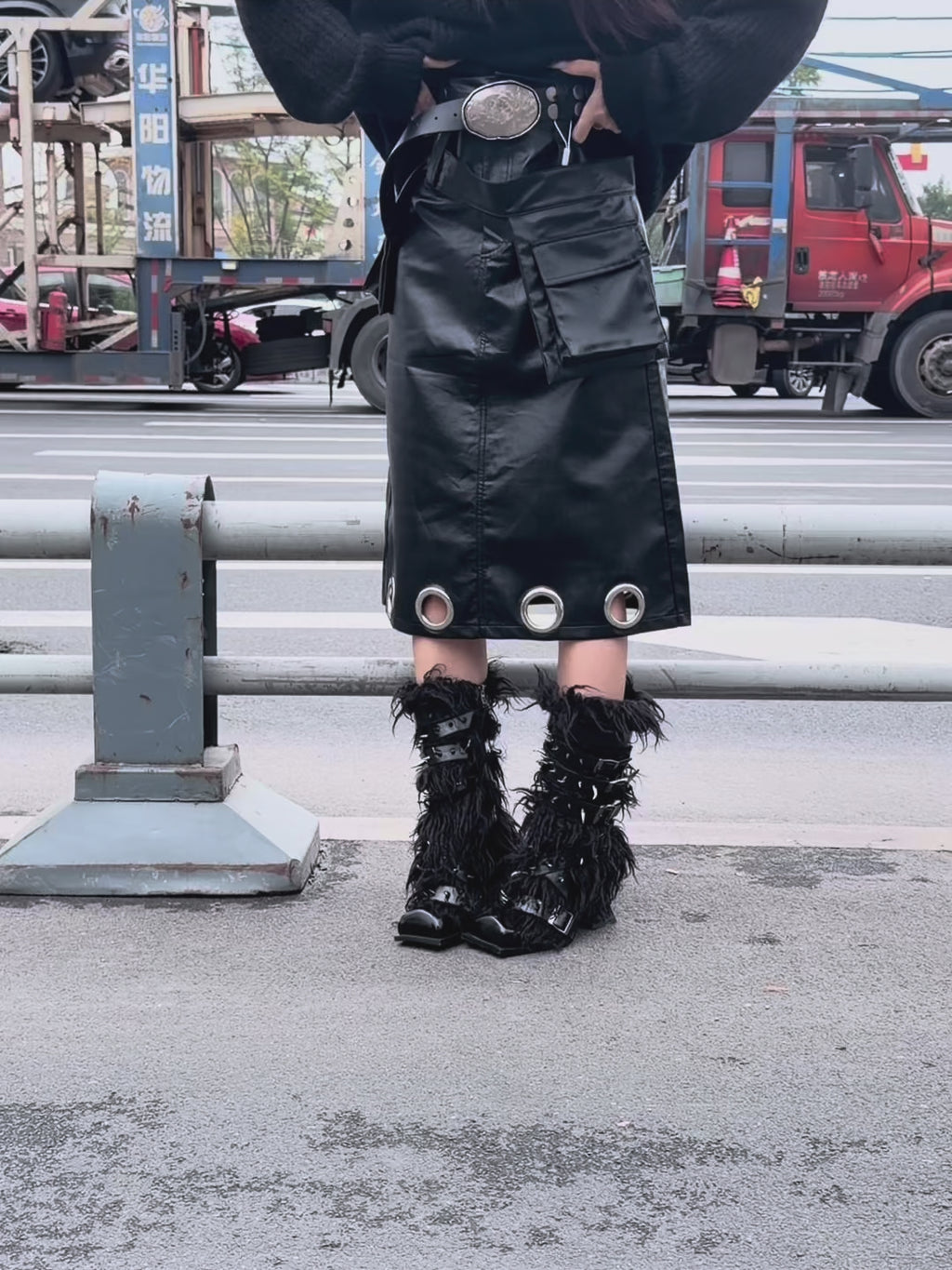 UBORYA Black Avant‑Garde Faux Fur Midi Boots Gothic 6cm Chunky Heel